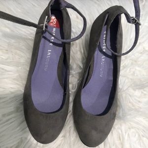 Gray Suede Shoes with Wedge